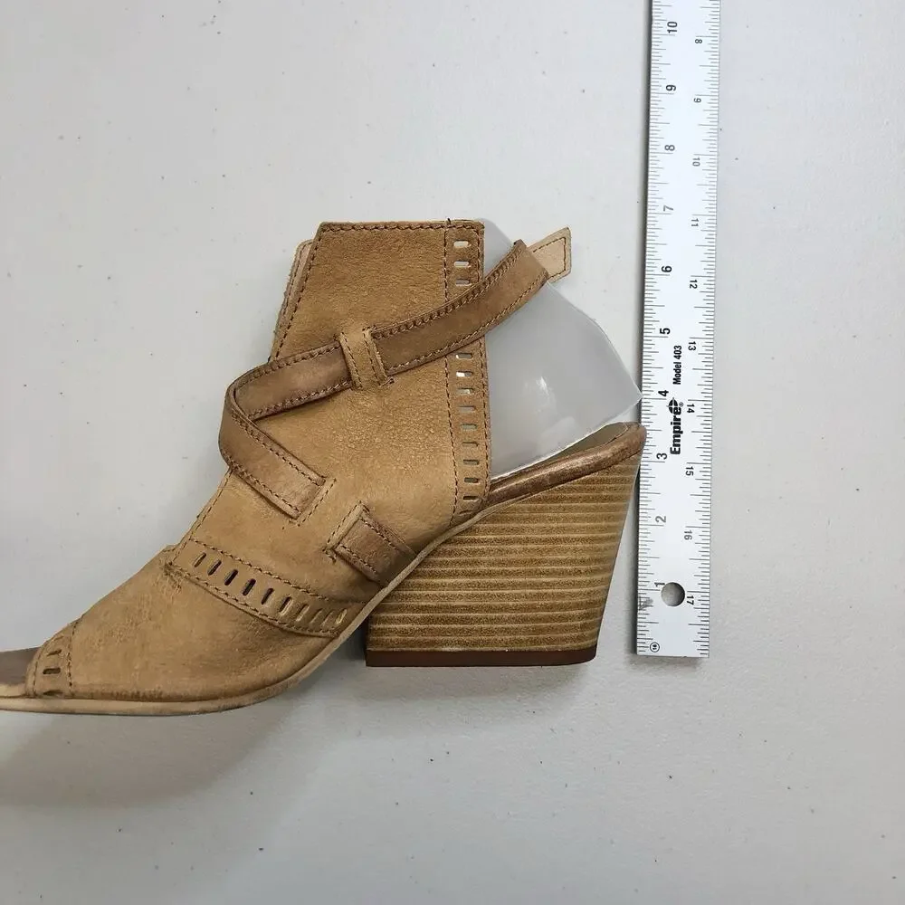 Miz Mooz Sandals Shoes Womens Size 9 40 Beige Leather Wedge Slingback Comfort